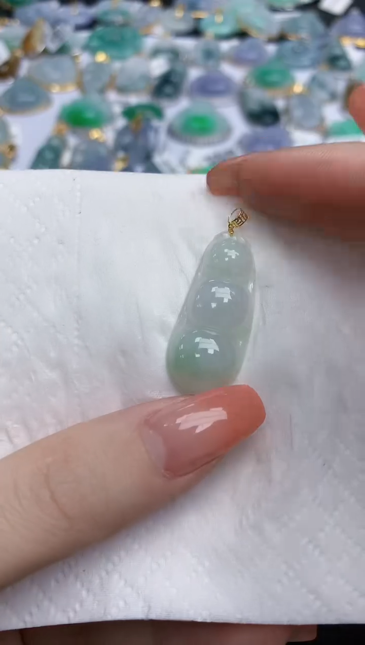 【闪购商品】翡翠颈饰未镶嵌天然缅甸翡翠A货