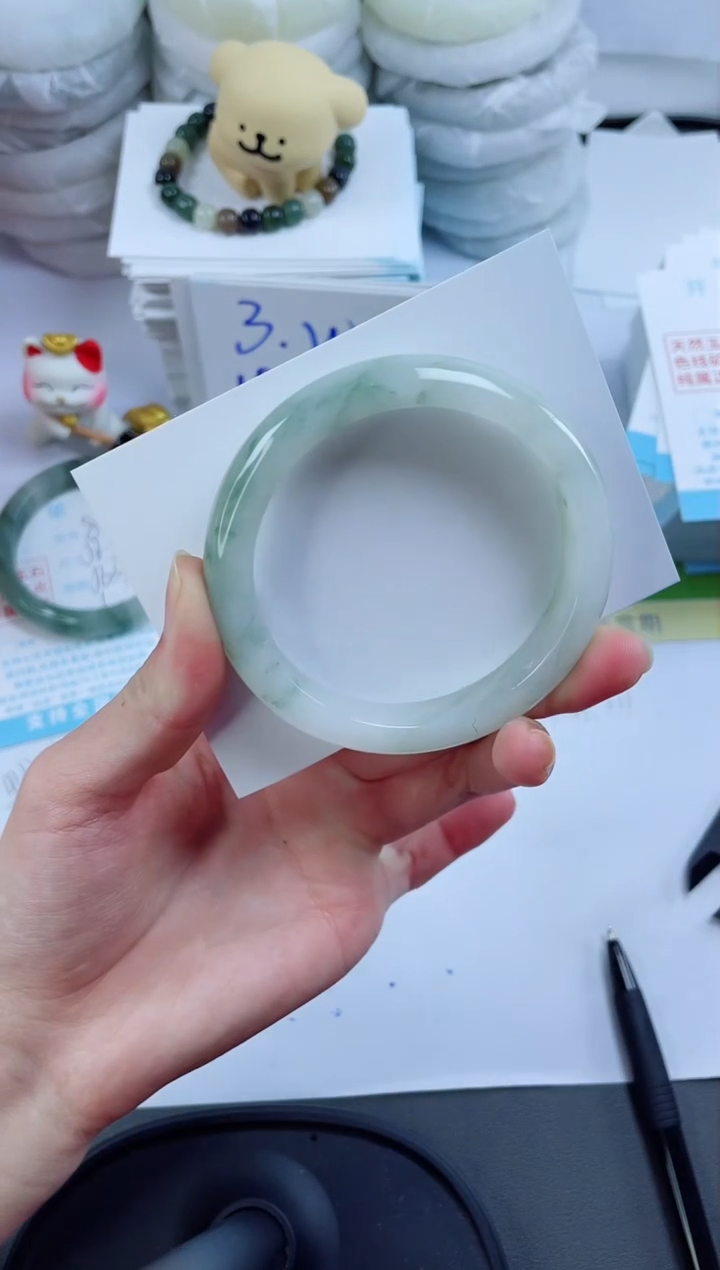 【闪购商品】石英质玉手镯未镶嵌810-56.9