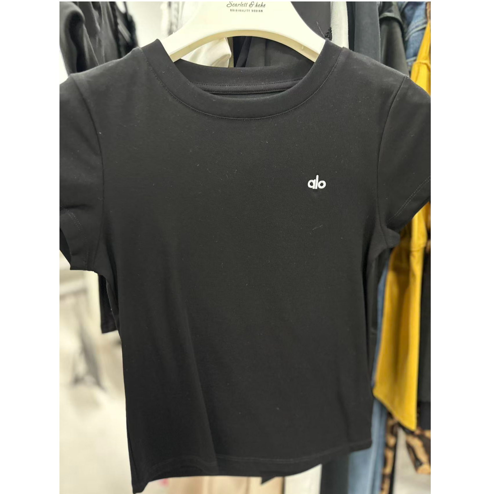 新孤品特价B48-黑色净版字母上衣短袖