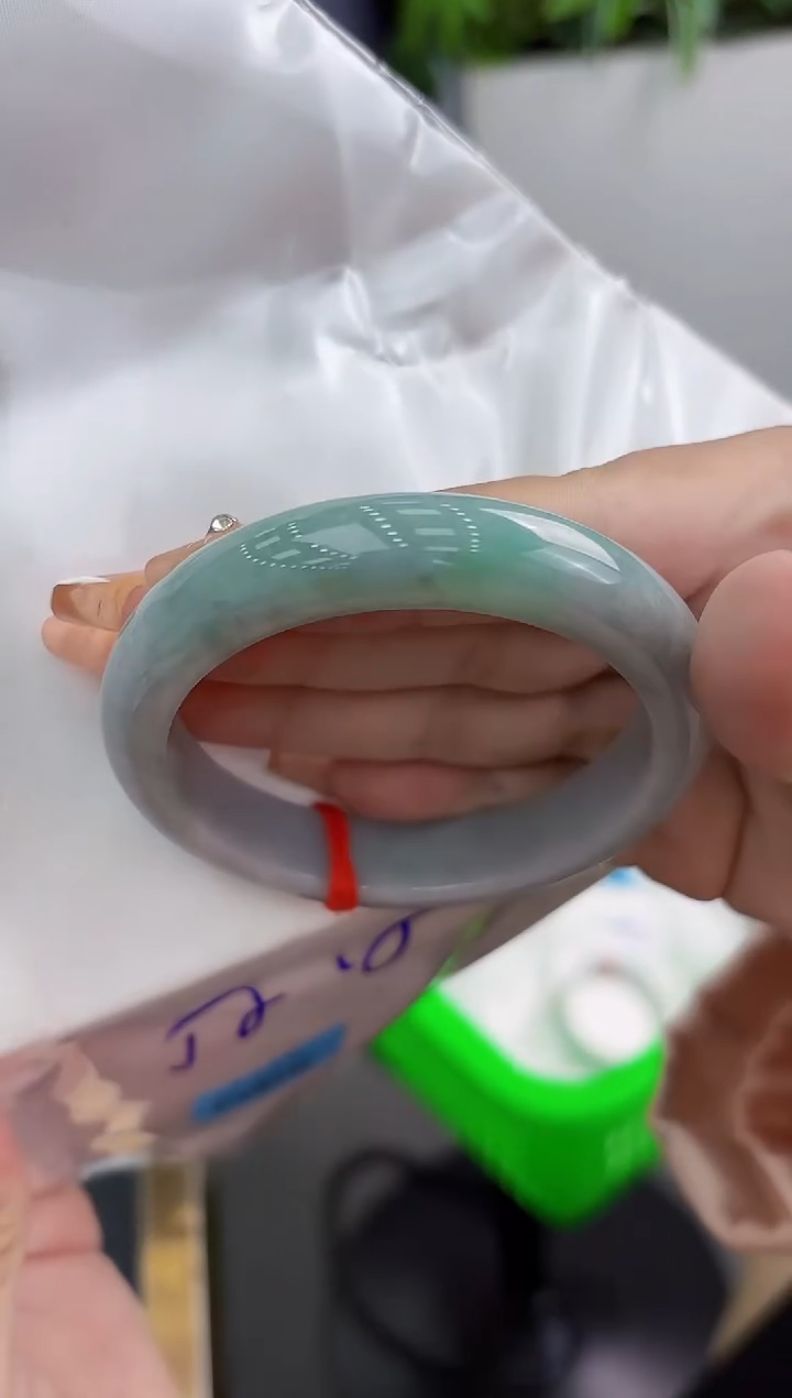 【闪购商品】翡翠手镯未镶嵌翡翠手镯