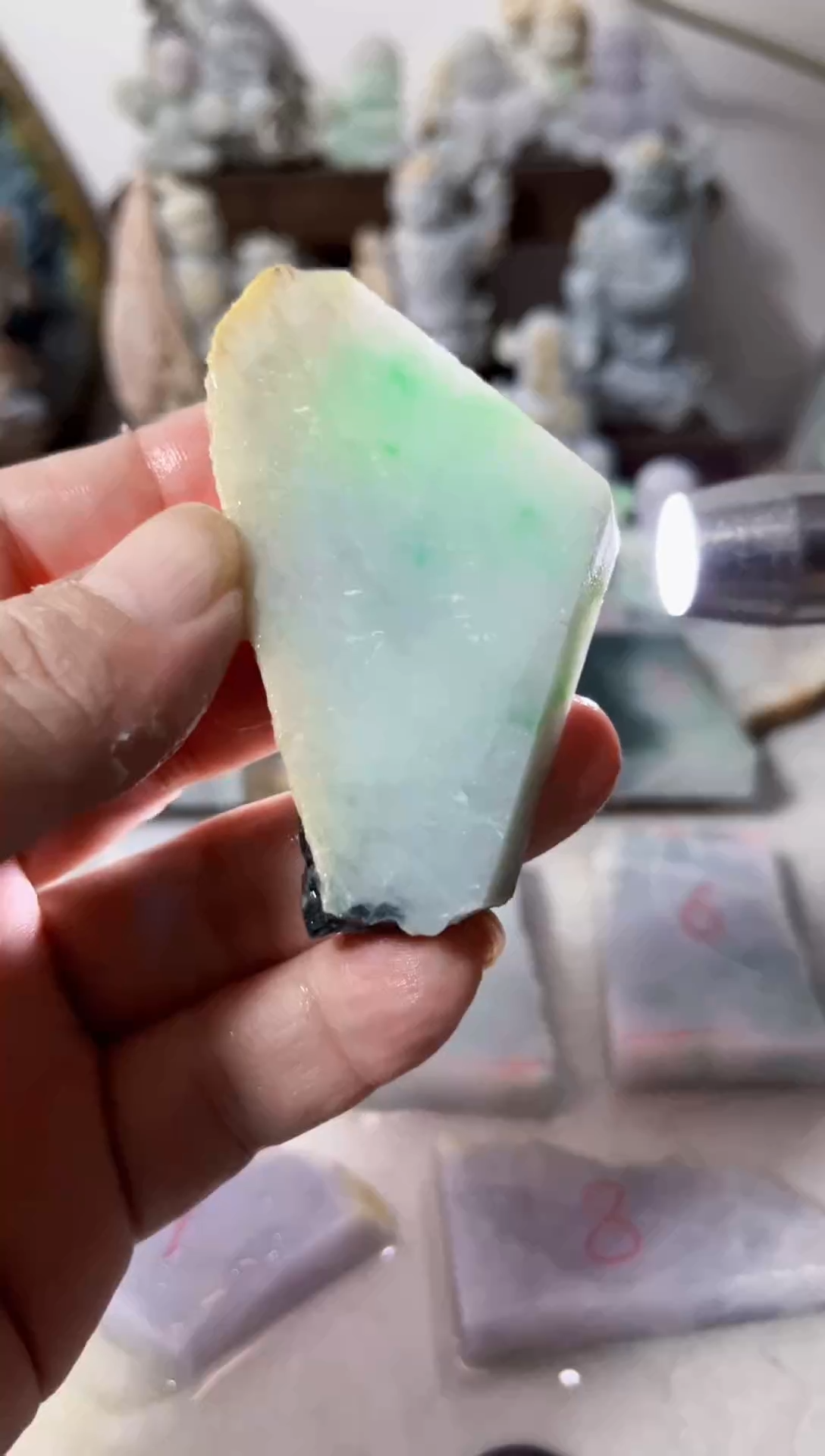 【闪购商品】翡翠吊坠(不含链)未镶嵌A849