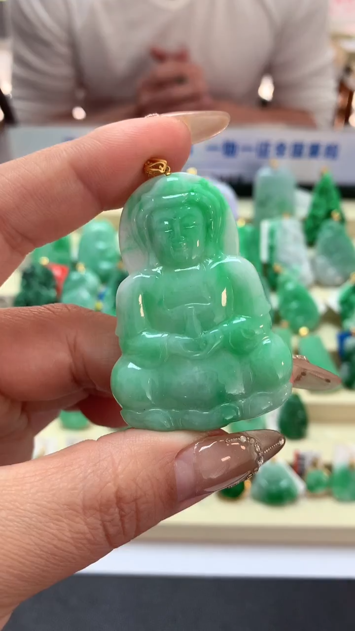 【闪购商品】翡翠吊坠(不含链)18K金镶嵌挂件