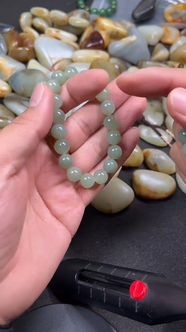 颈饰未镶嵌和田玉和田玉