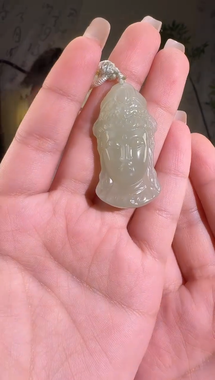 和田玉未镶嵌颈饰观音 p