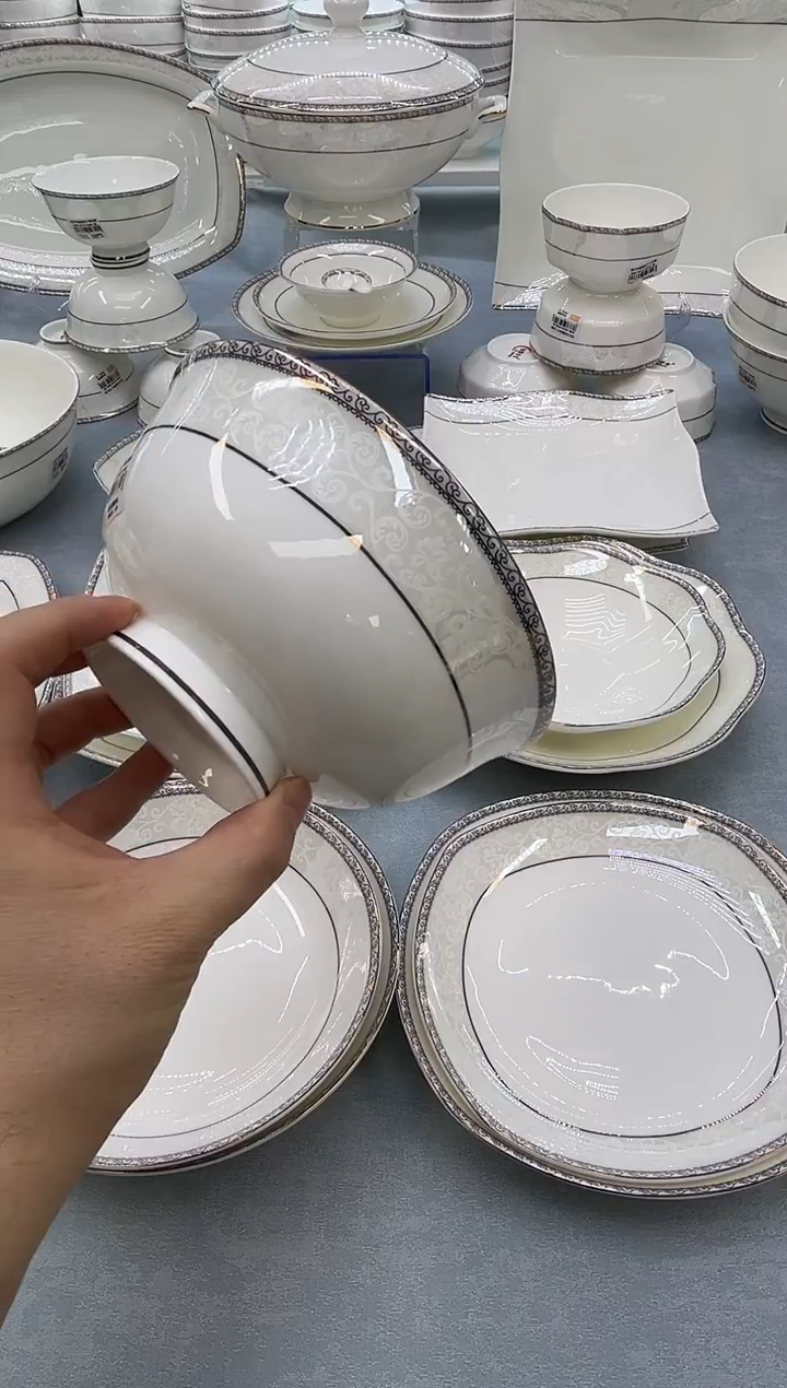 骨瓷玲珑6高2个  