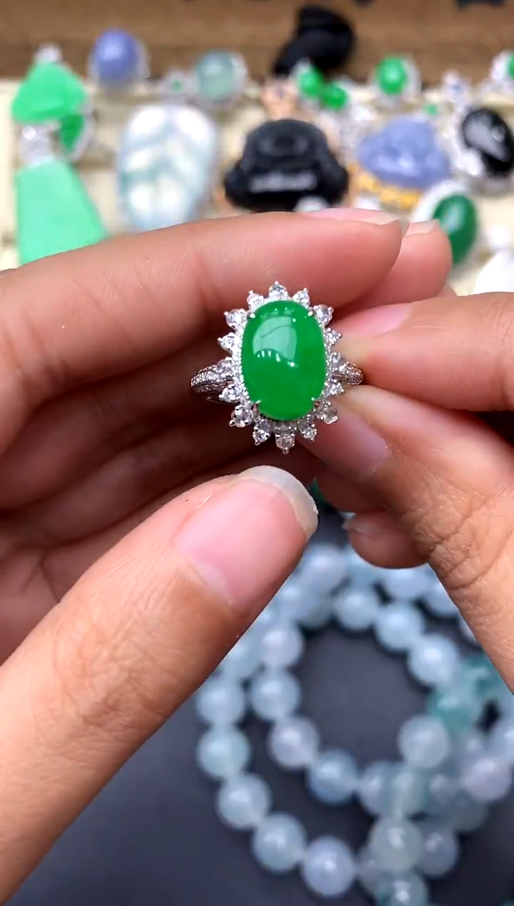 【闪购商品】翡翠戒指18K金镶嵌588-中国好珍宝