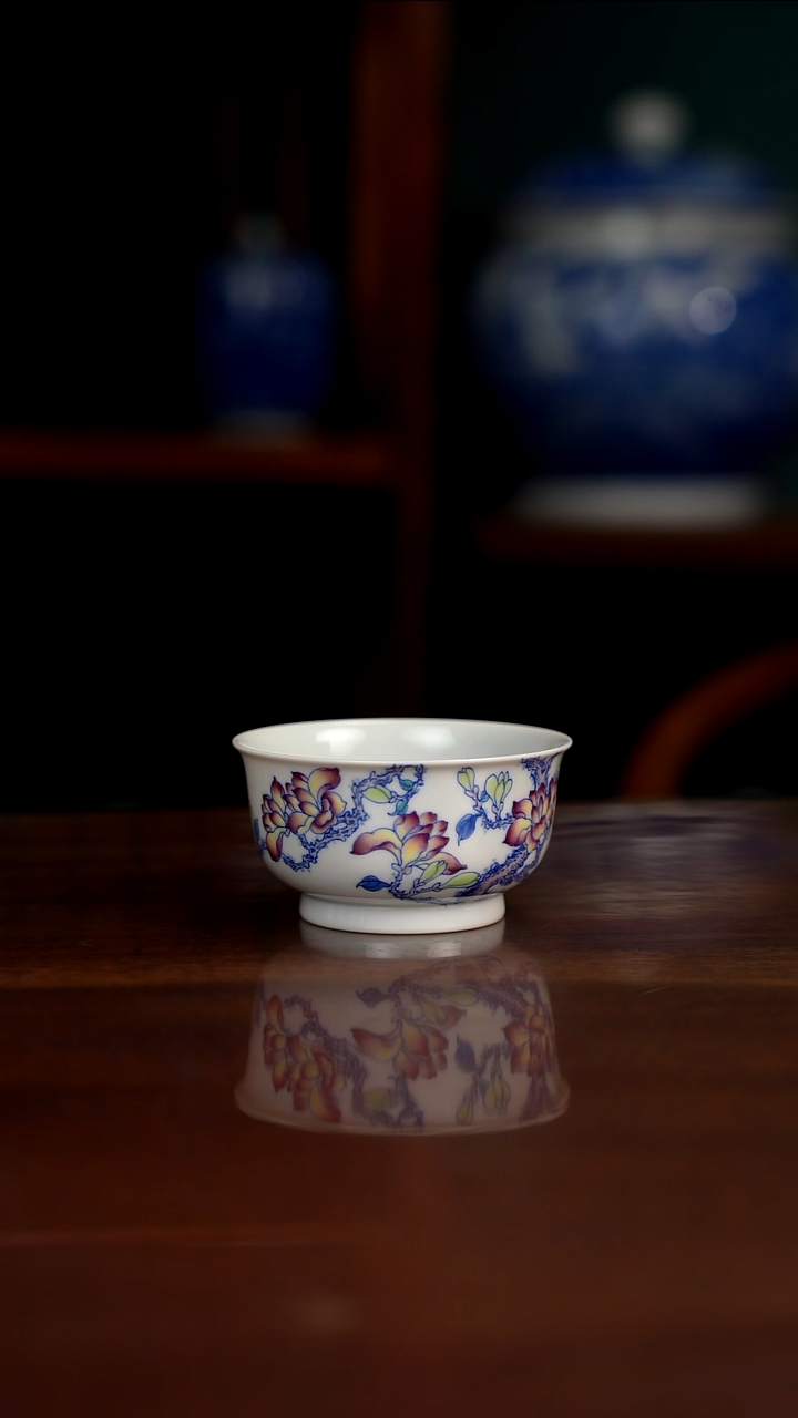 空山明月 新斗彩 玉兰花