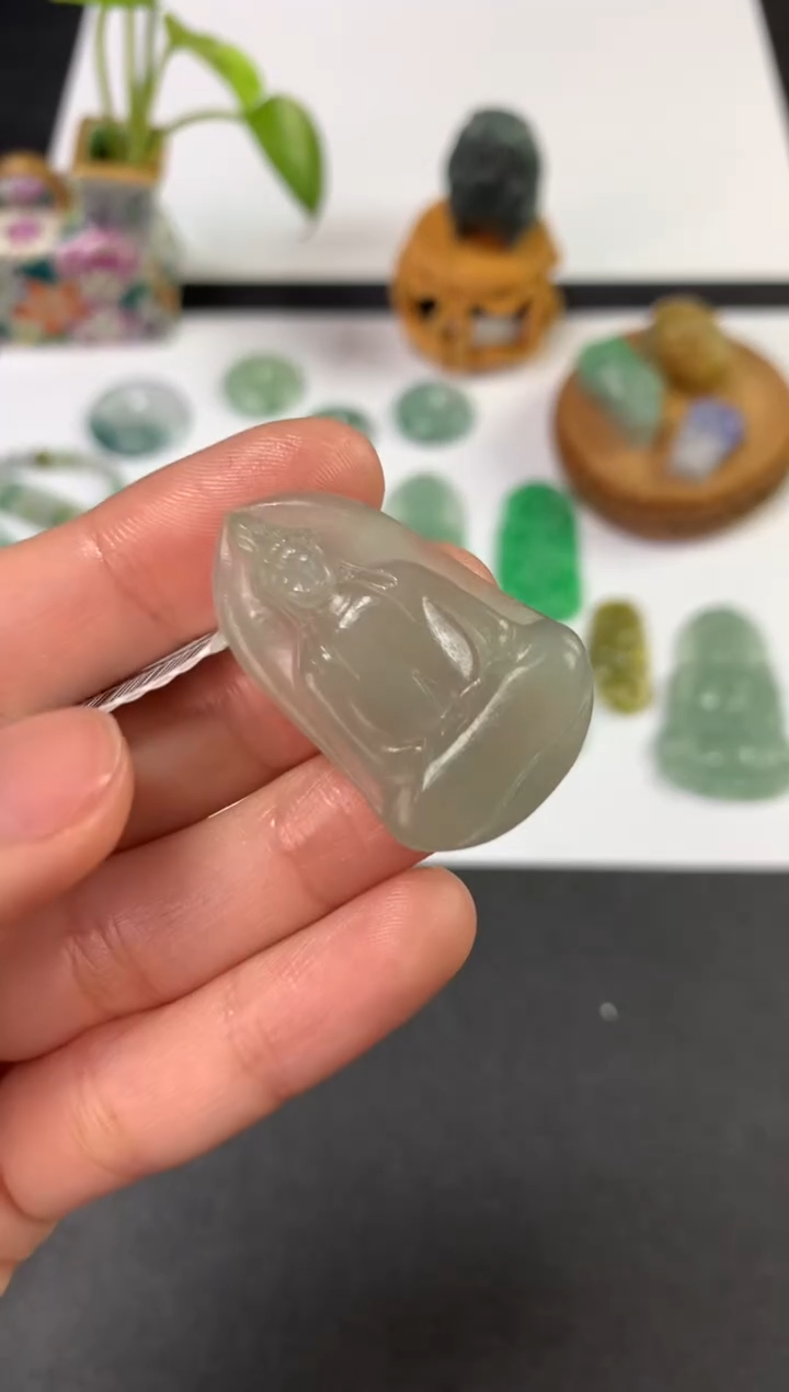【闪购商品】定制翡翠未镶嵌观音