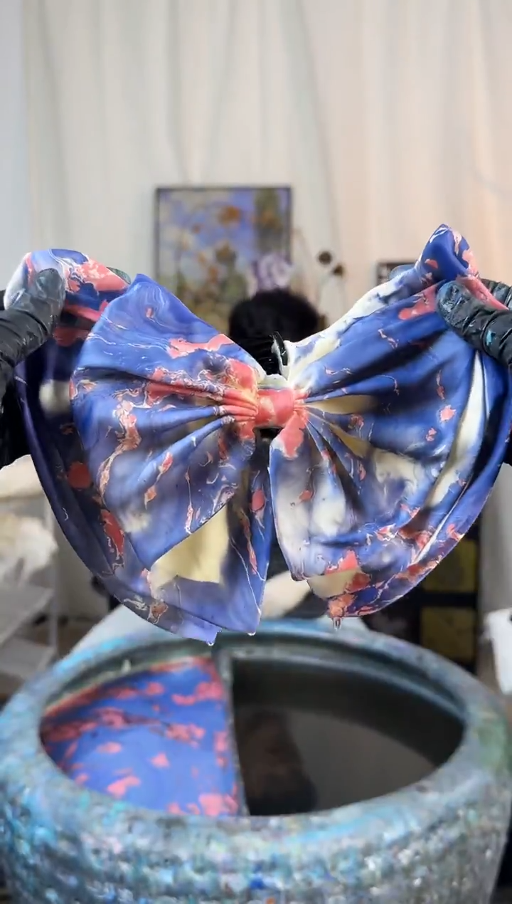 178 定制色 三层蝴蝶抓夹