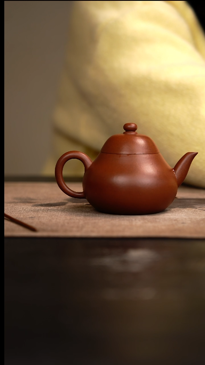 【闪购商品】紫砂茶壶梨形壶紫泥138cc