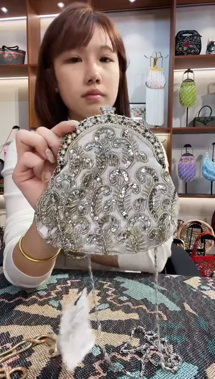 织物米***C（微瑕福利不退换）手工珠珠包包腋下斜跨包手拿包