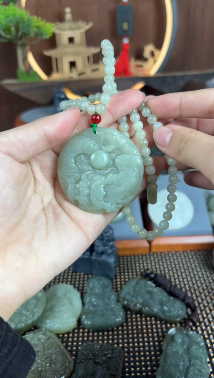 【闪购商品】和田玉颈饰未镶嵌1