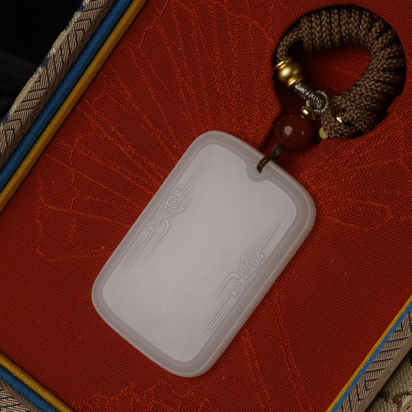 XJ11515二十世纪和田玉无事牌挂坠
