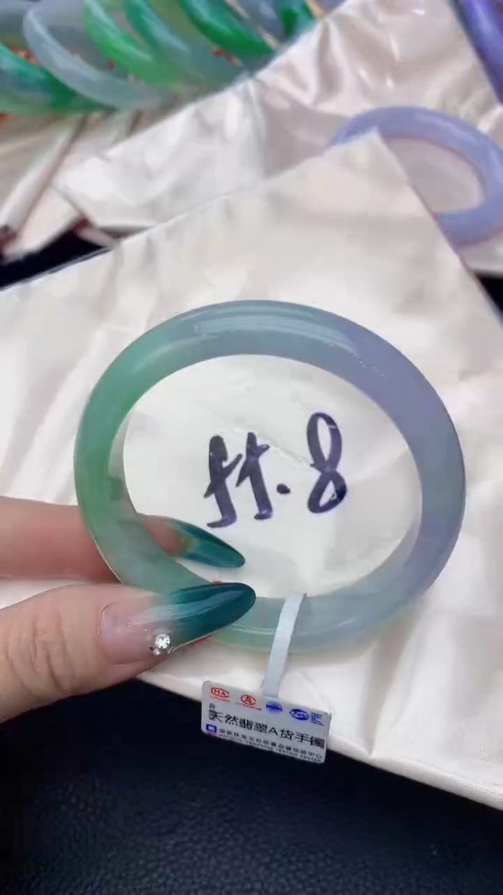 【闪购商品】翡翠手镯未镶嵌0078816833