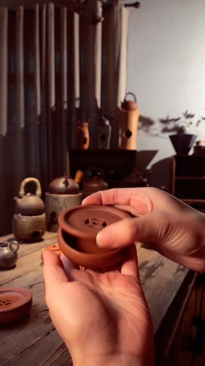 【闪购商品】壶潮州朱泥迷你盖置壶承7cm