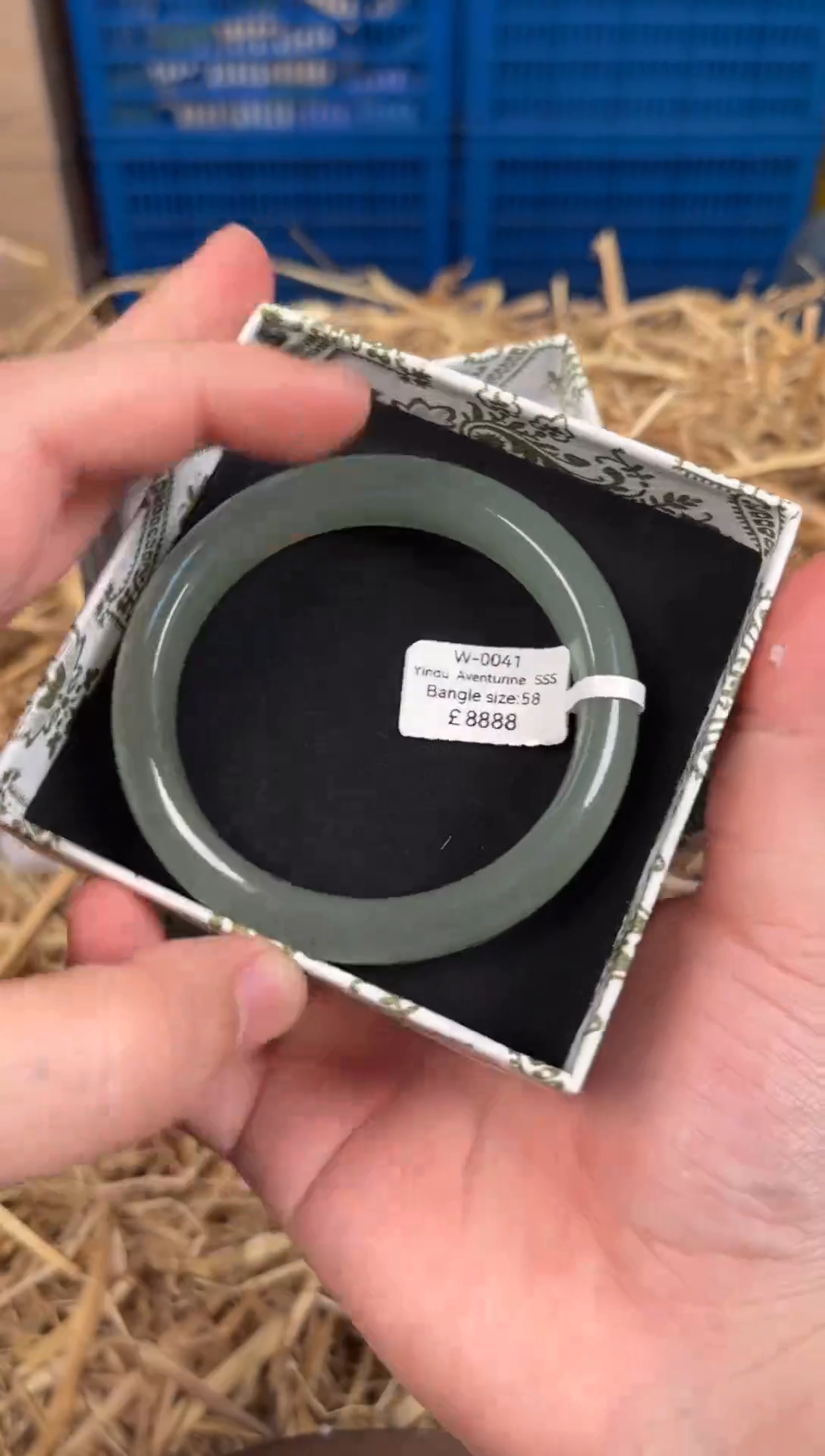 未镶嵌手镯石英质玉W0041