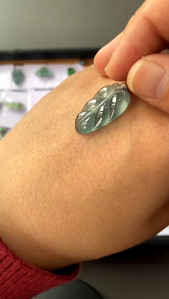 【闪购商品】翡翠颈饰未镶嵌买断价