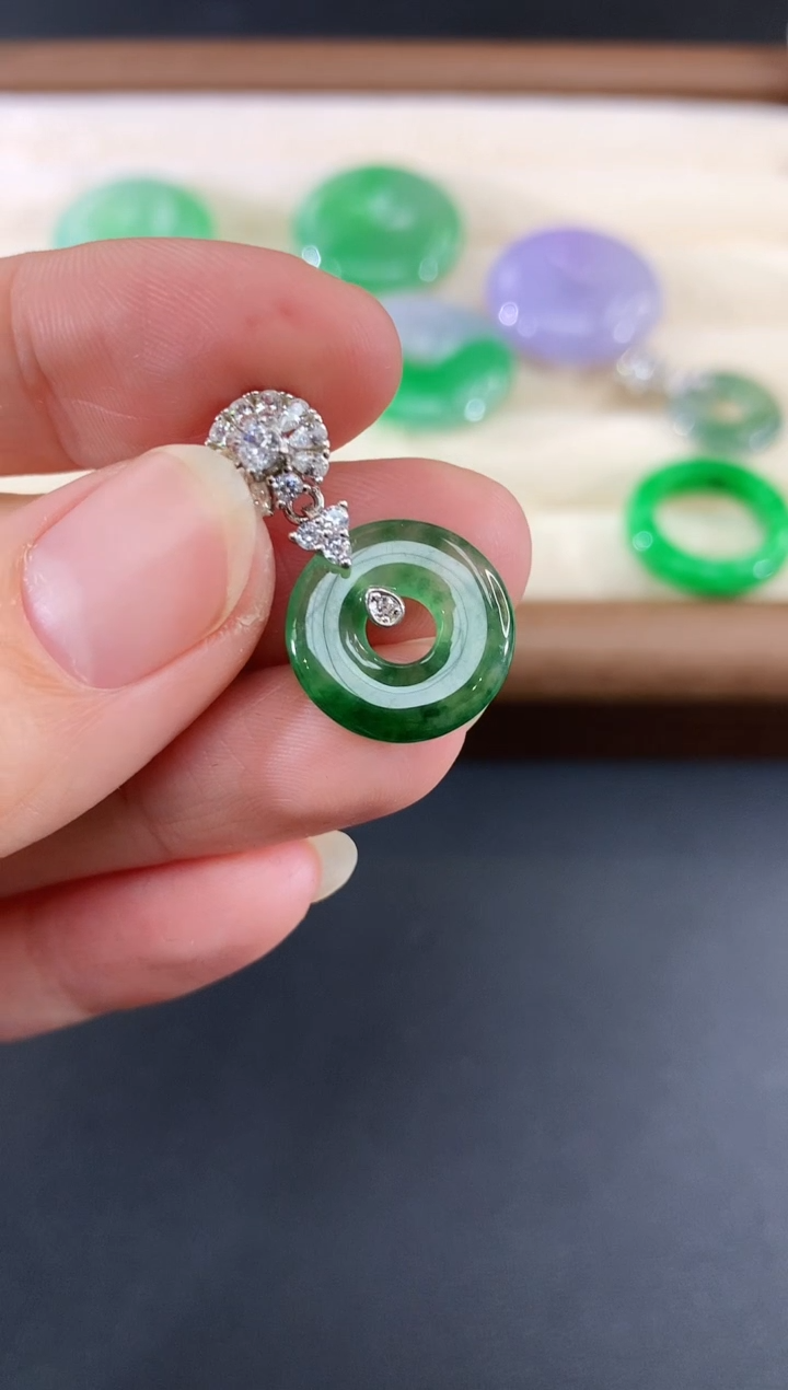 吊坠(不含链)未镶嵌翡翠207买断不退不换|980