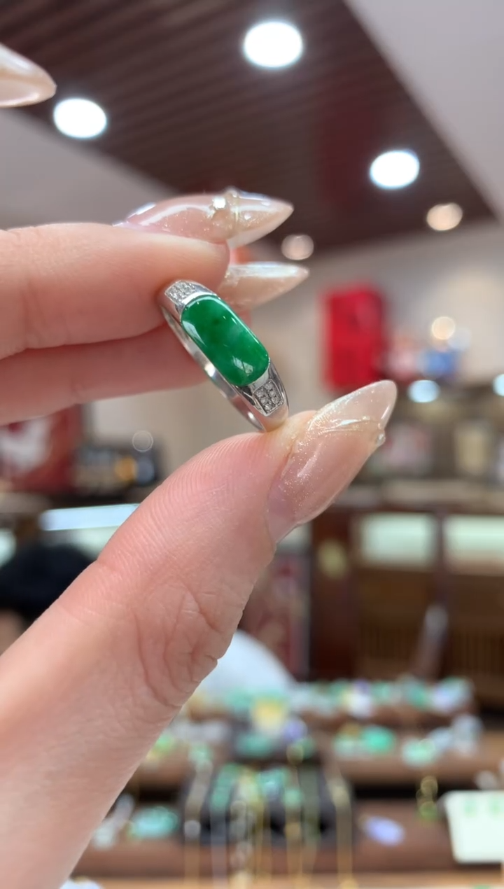 【闪购商品】翡翠戒指18K金镶嵌戒指14