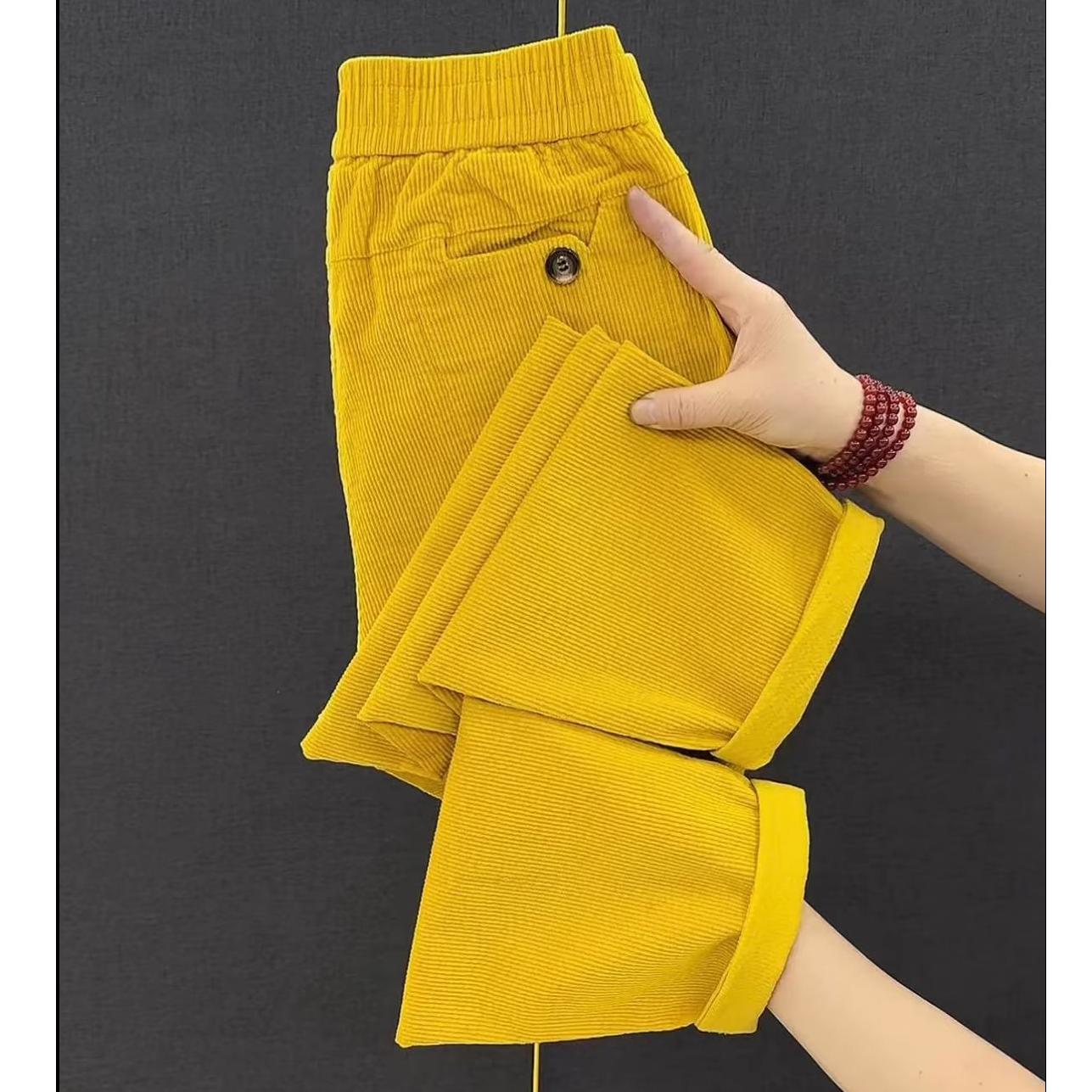 大码女装秋季新款复古灯芯绒休闲裤宽松显瘦哈伦裤高腰高弹女卫裤