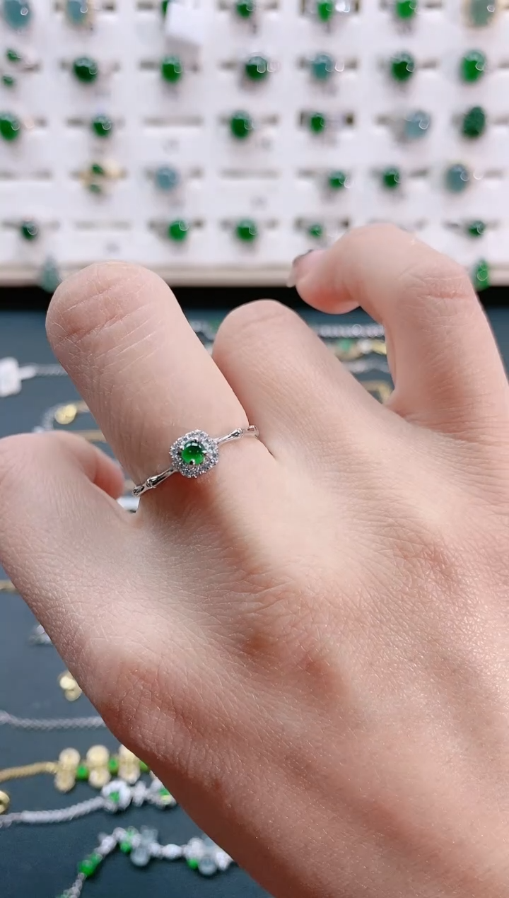 【闪购商品】翡翠戒指银S925镶嵌天然翡翠