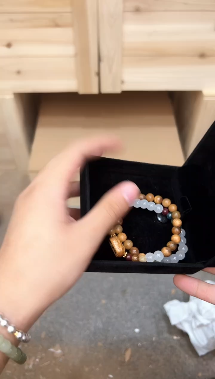 精品手串（无礼盒）@@ys947