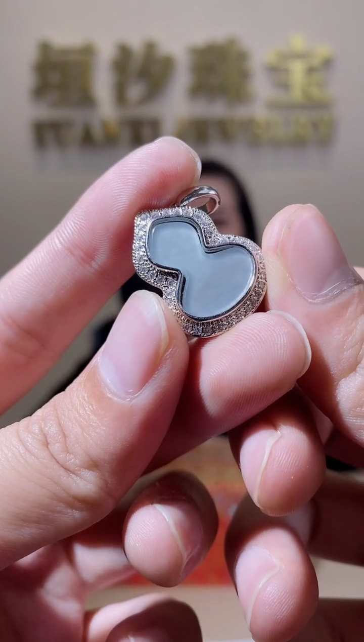 【闪购商品】翡翠颈饰合金天然A货翡翠（多样性发货）