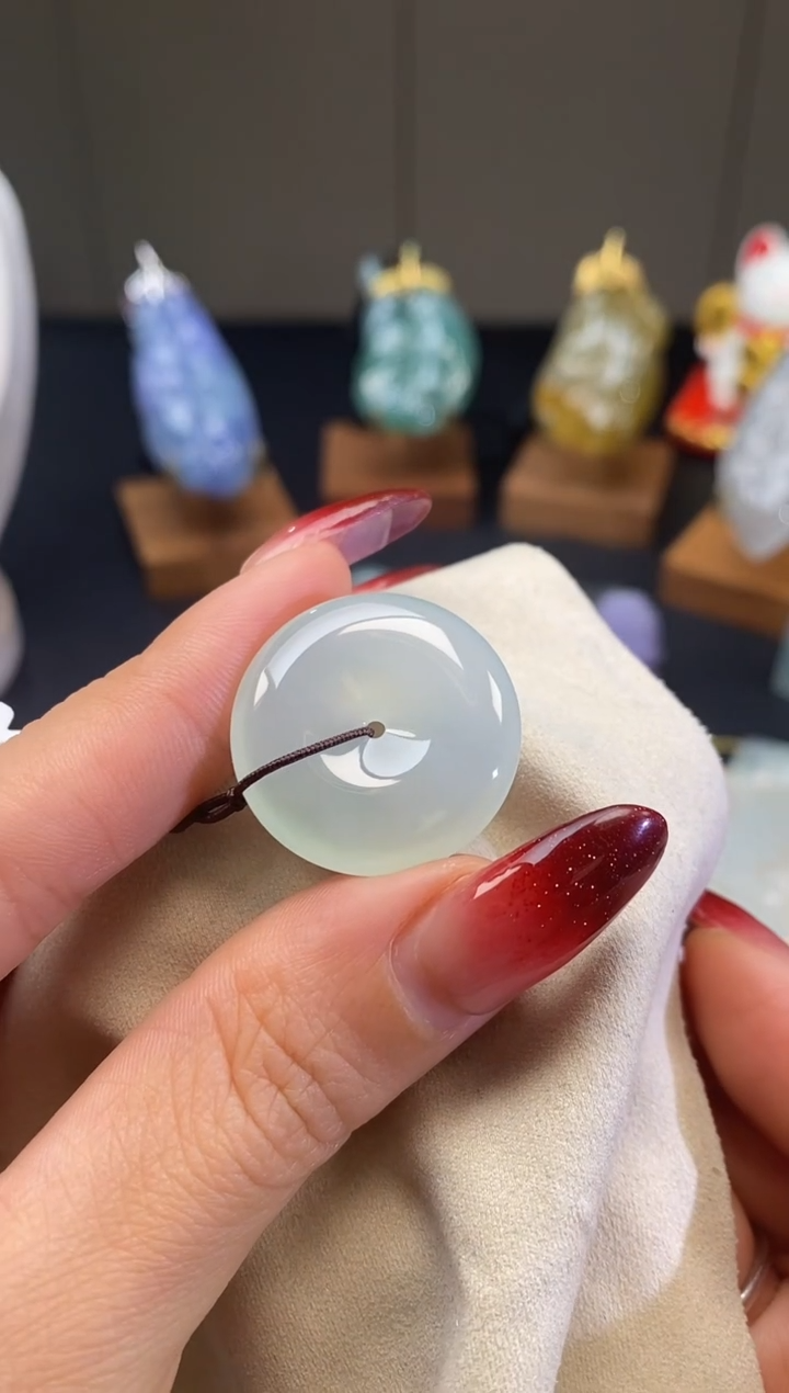 【闪购商品】翡翠吊坠(不含链)未镶嵌扣子