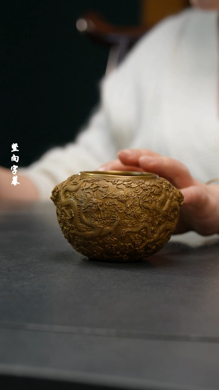 【闪购商品】海水四龙钵-14