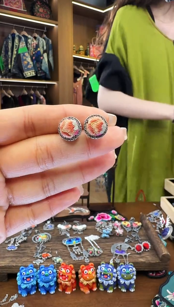 【闪购商品】织绣107黔东南苗族刺绣