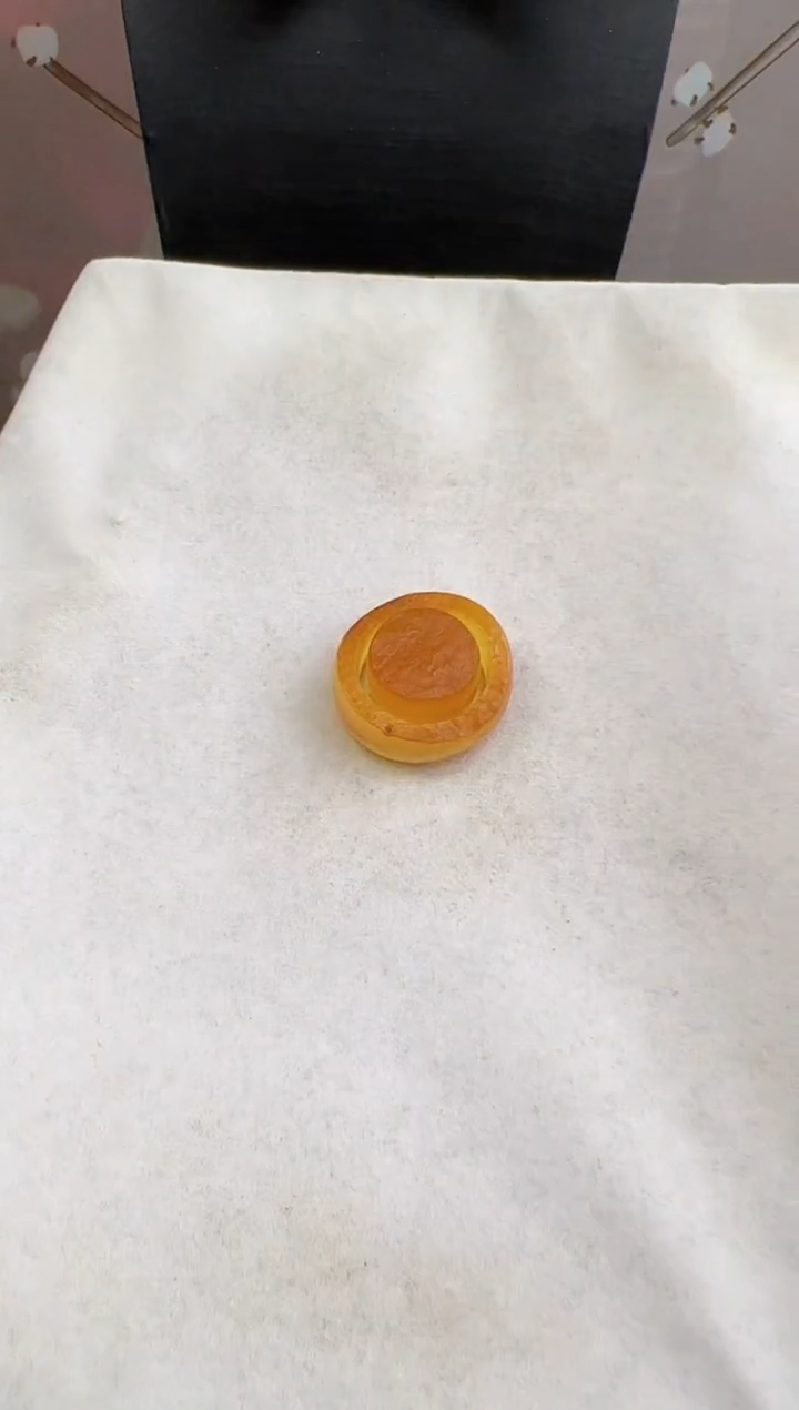 【闪购商品】琥珀裸石未镶嵌10122158-21+指环一套