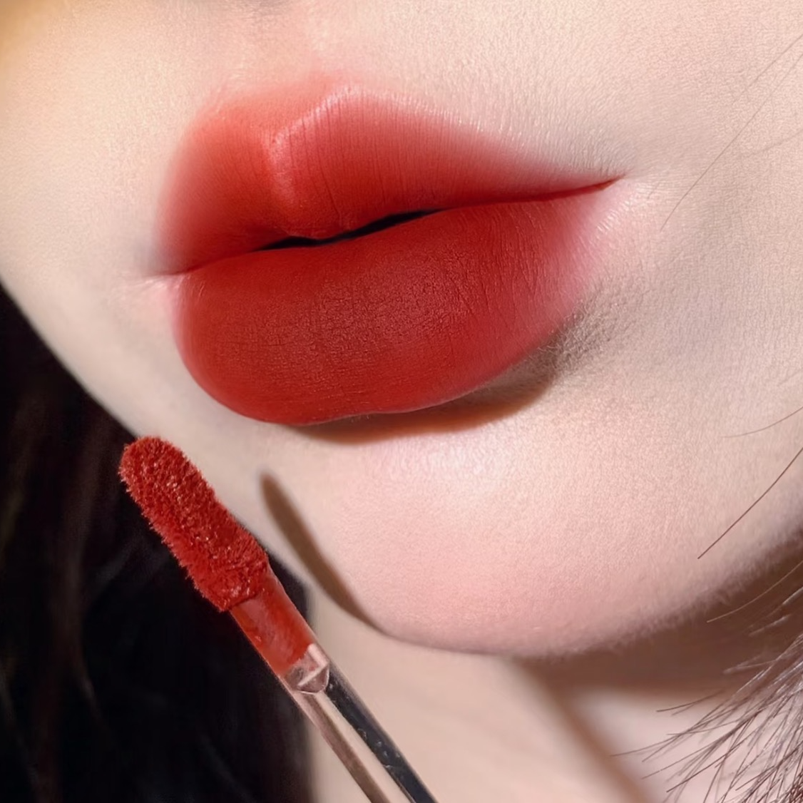 【气质百搭】柔雾丝绒唇釉