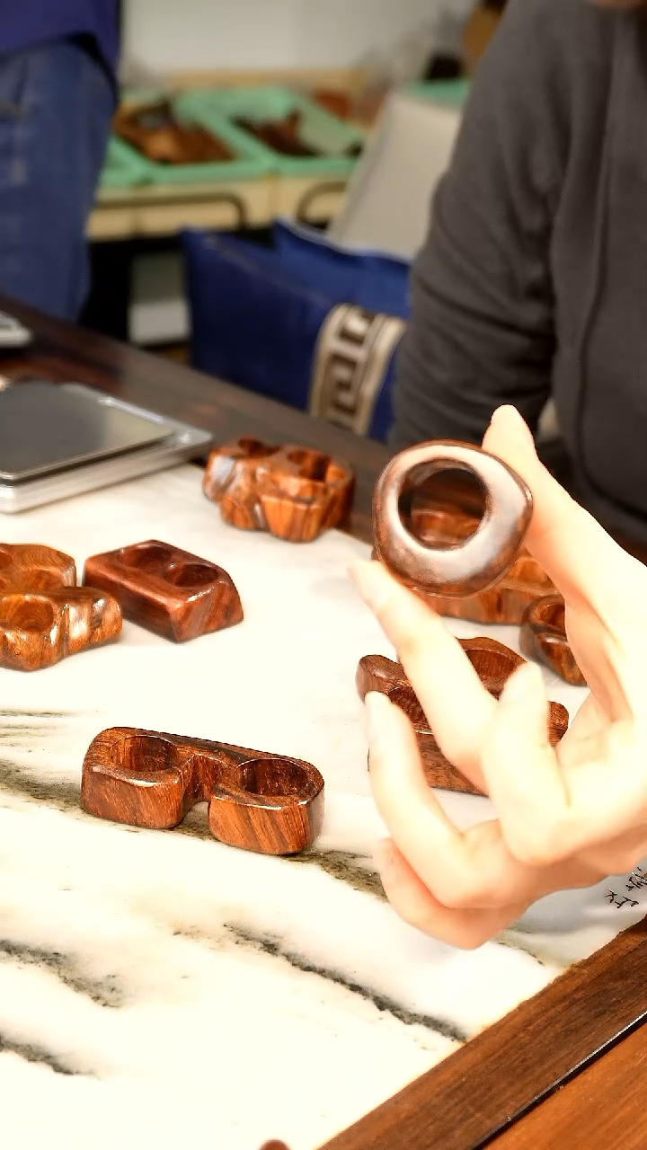 【闪购商品】黄花梨/降香黄檀海黄芝麻花随行扳指