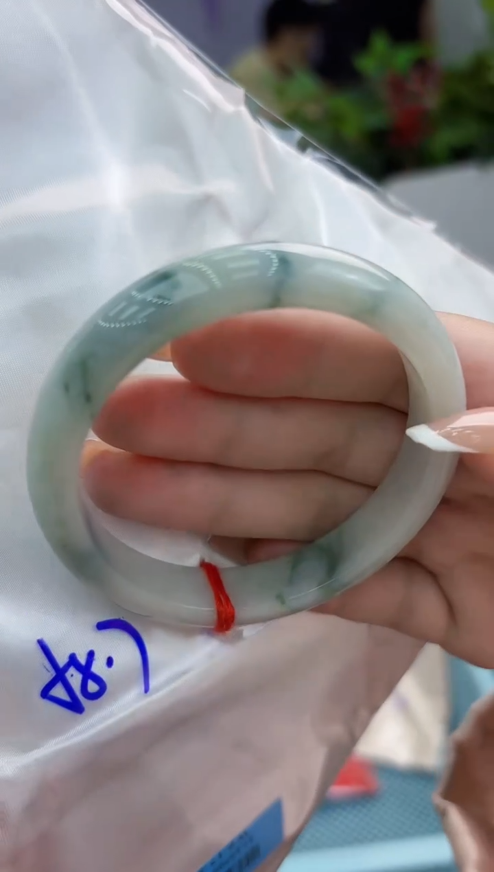 【闪购商品】翡翠手镯未镶嵌翡翠手镯