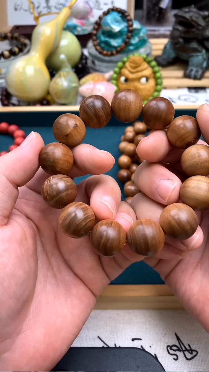 檀香木手串/手链1.8瑕疵