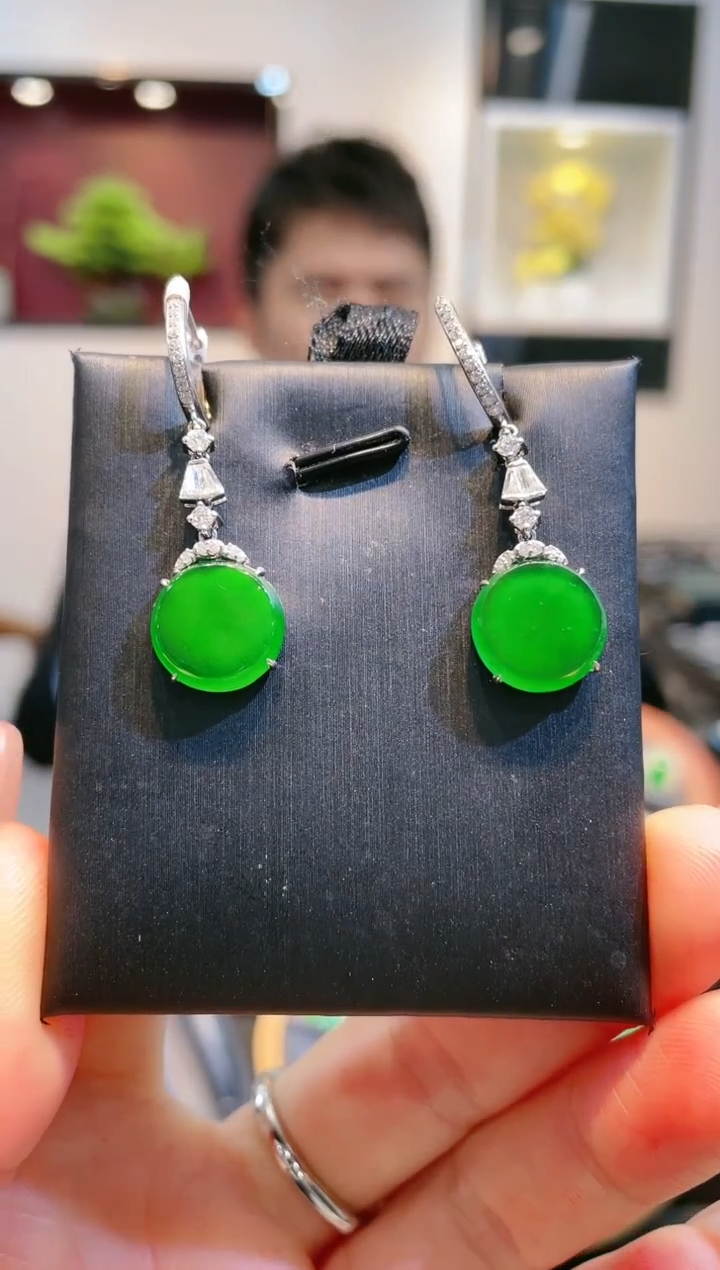 【闪购商品】翡翠颈饰18K金镶嵌A57天然A货翡翠耳饰