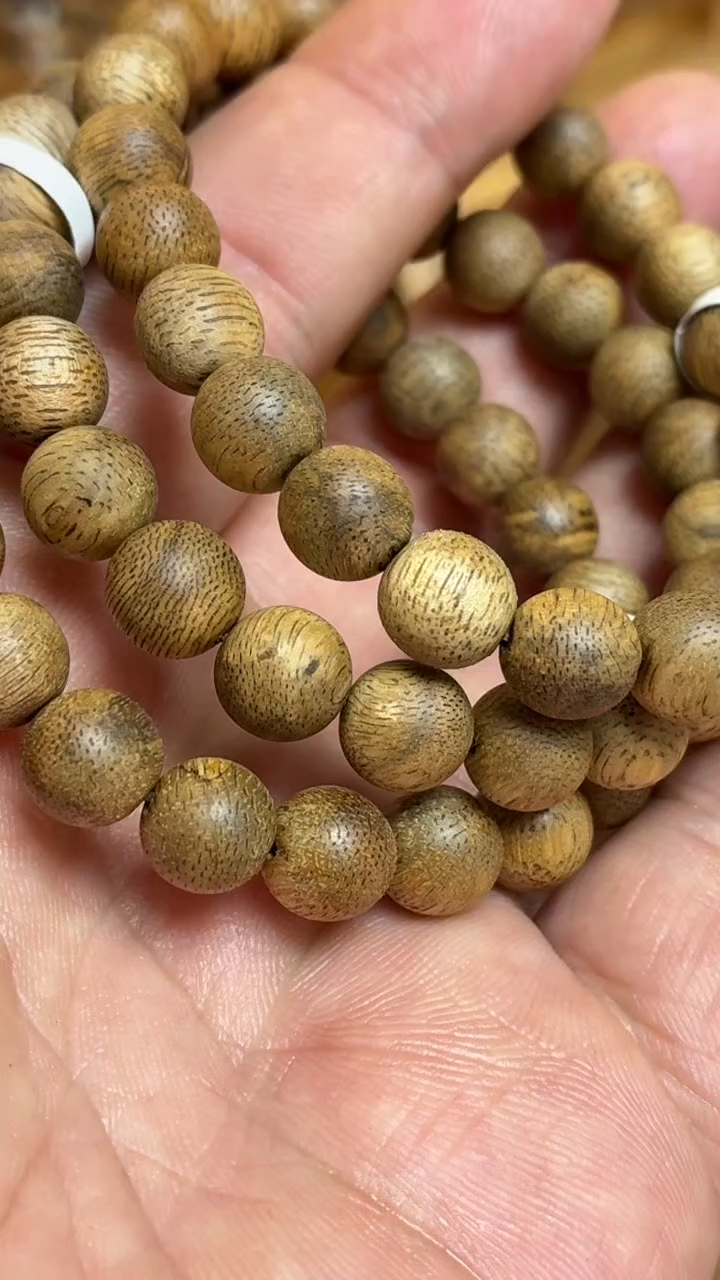 沉香手串 文莱圆珠单圈0.9+多样性发其一