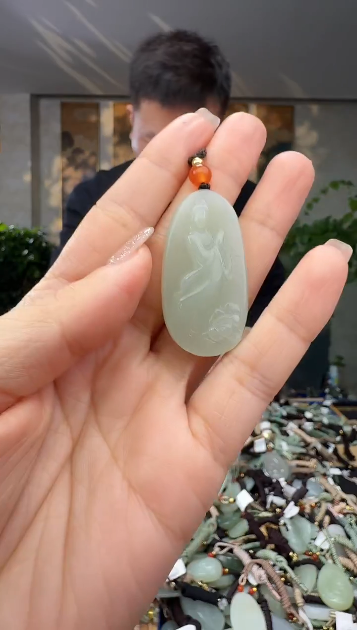 未镶嵌和田玉挂件拍一发一