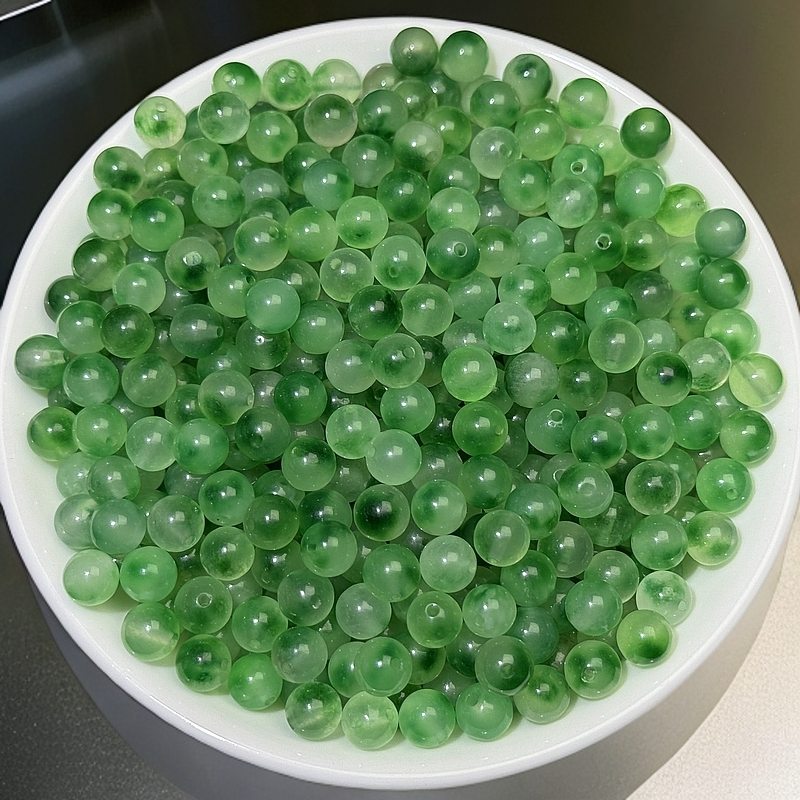 【优品甄选】天然散珠绿飘花 6mm 50颗 宠4颗（赠弹力绳）WY020