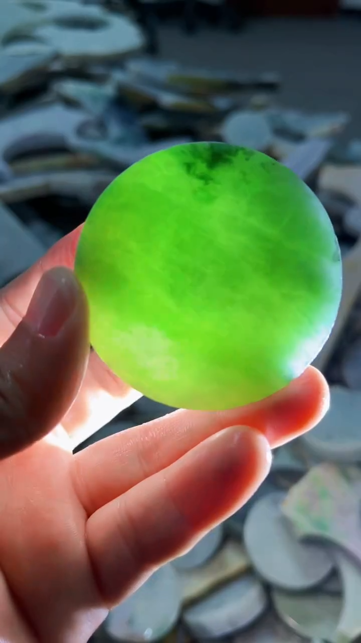 【闪购商品】翡翠挂件未镶嵌A货康壹201