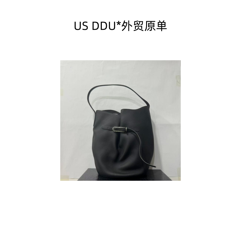 A273 黑色磨砂通勤水桶包手提单肩包3695/K024