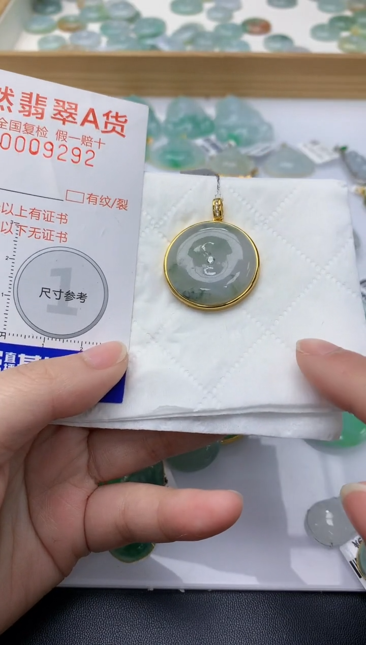 颈饰银S925镀金镶嵌翡翠天然A货
