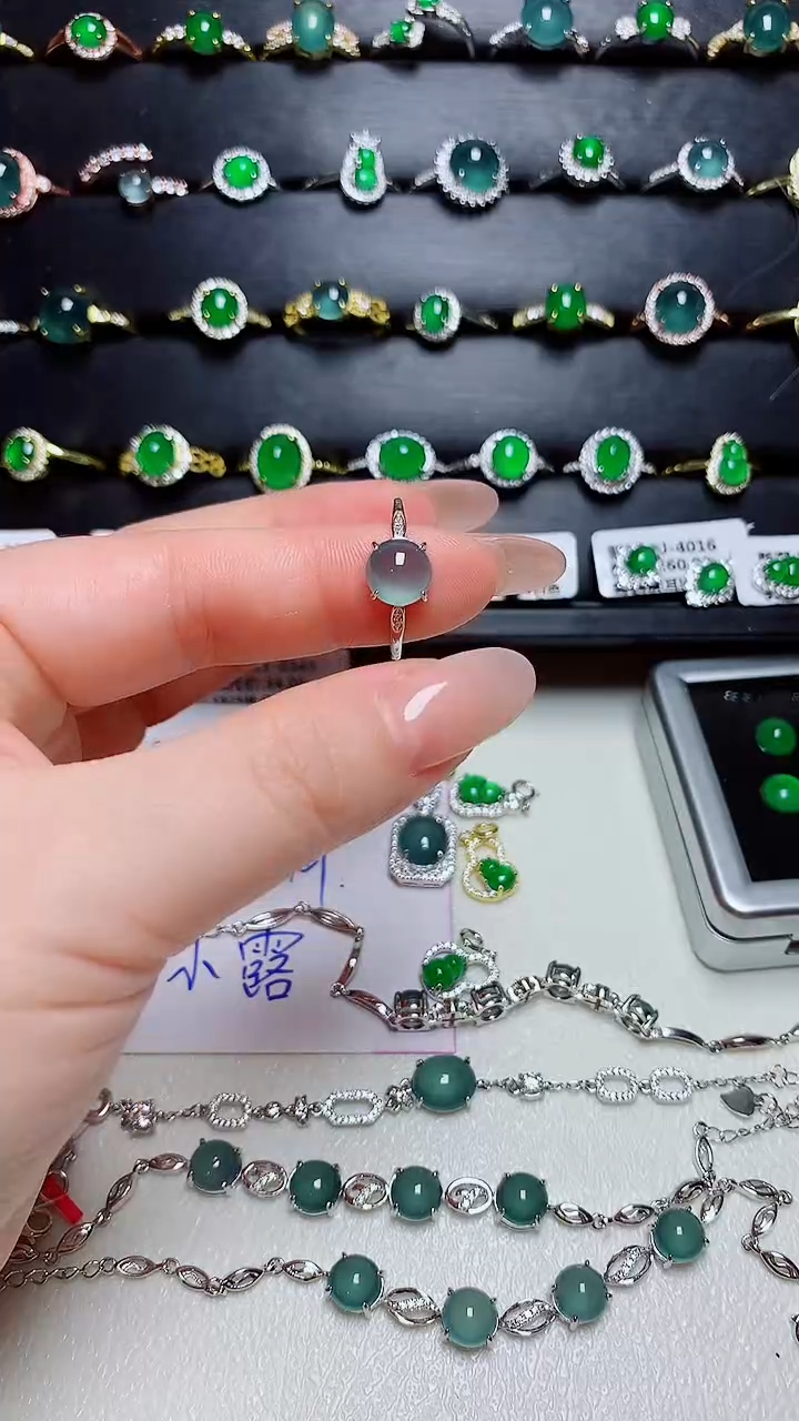 翡翠戒指银S925镶嵌天然翡翠s925银