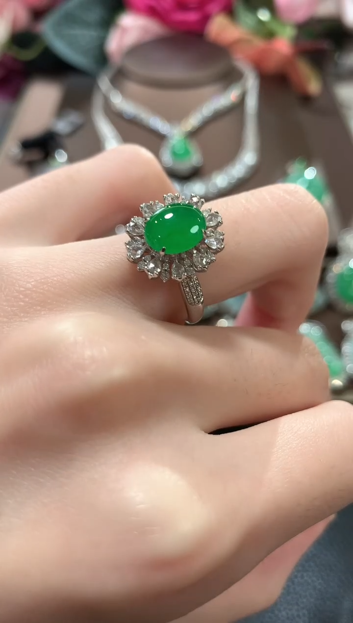 18K金镶嵌戒指翡翠c5