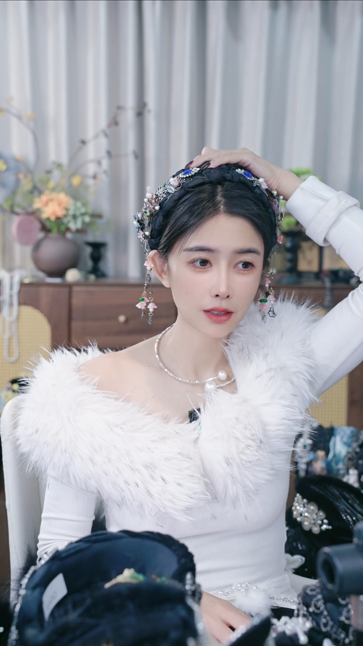 合金布艺蝶恋花发箍