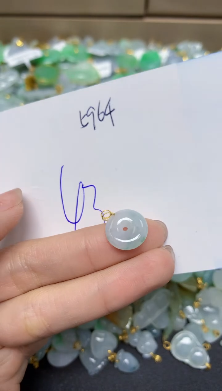 【闪购商品】翡翠颈饰18K金镶嵌天然翡翠A货