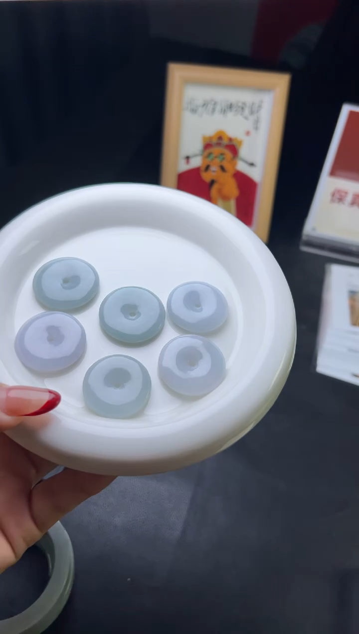 【闪购商品】翡翠颈饰未镶嵌W015-CZL052多样性发一件