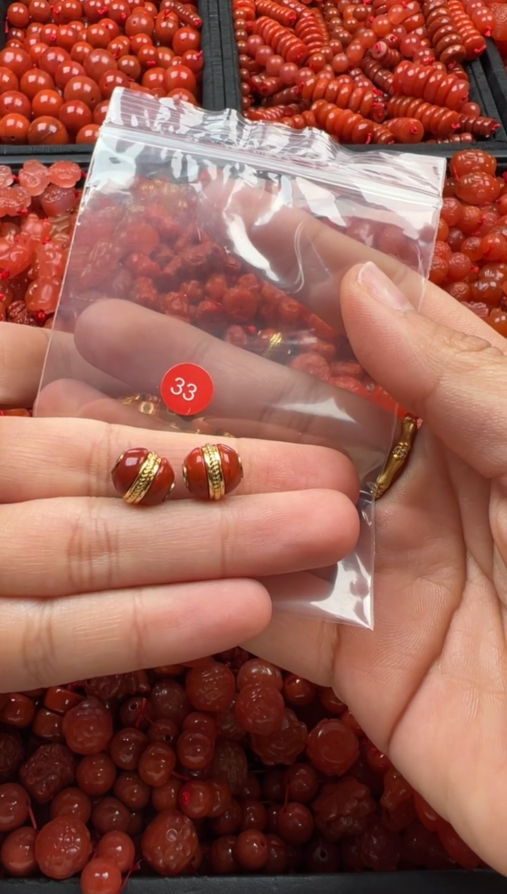 【闪购商品】南红玛瑙颈饰未镶嵌1