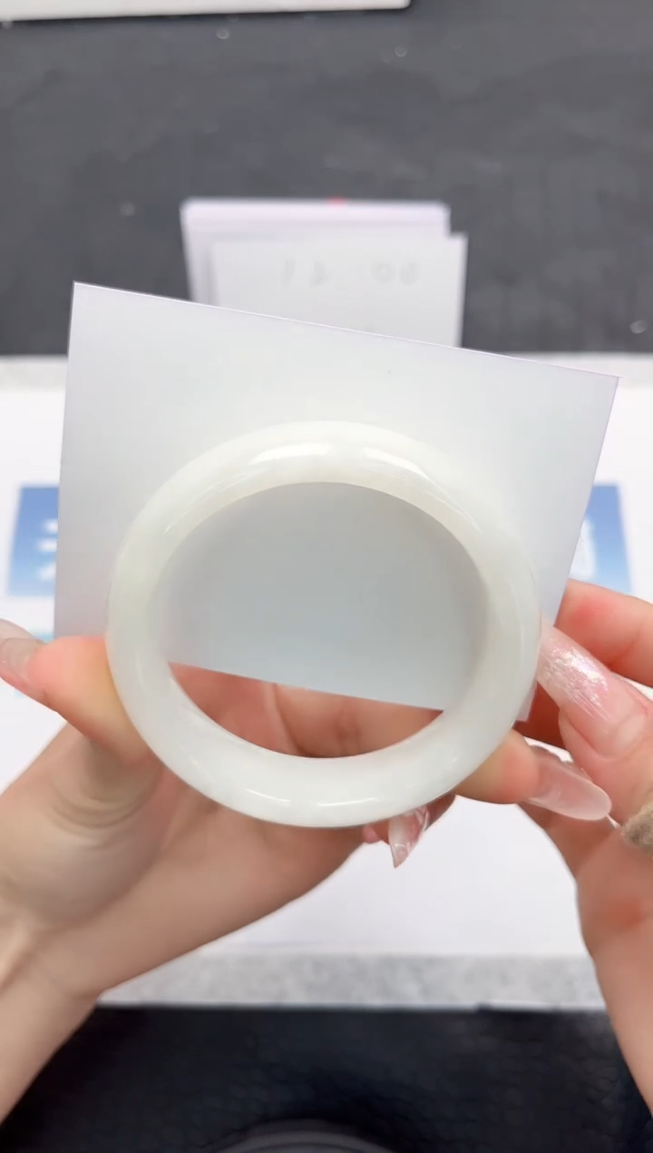 【闪购商品】和田玉手镯未镶嵌K362-58