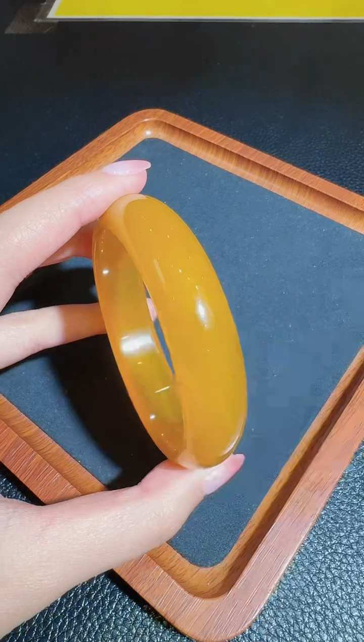 【闪购商品】玛瑙/玉髓手镯未镶嵌发一件